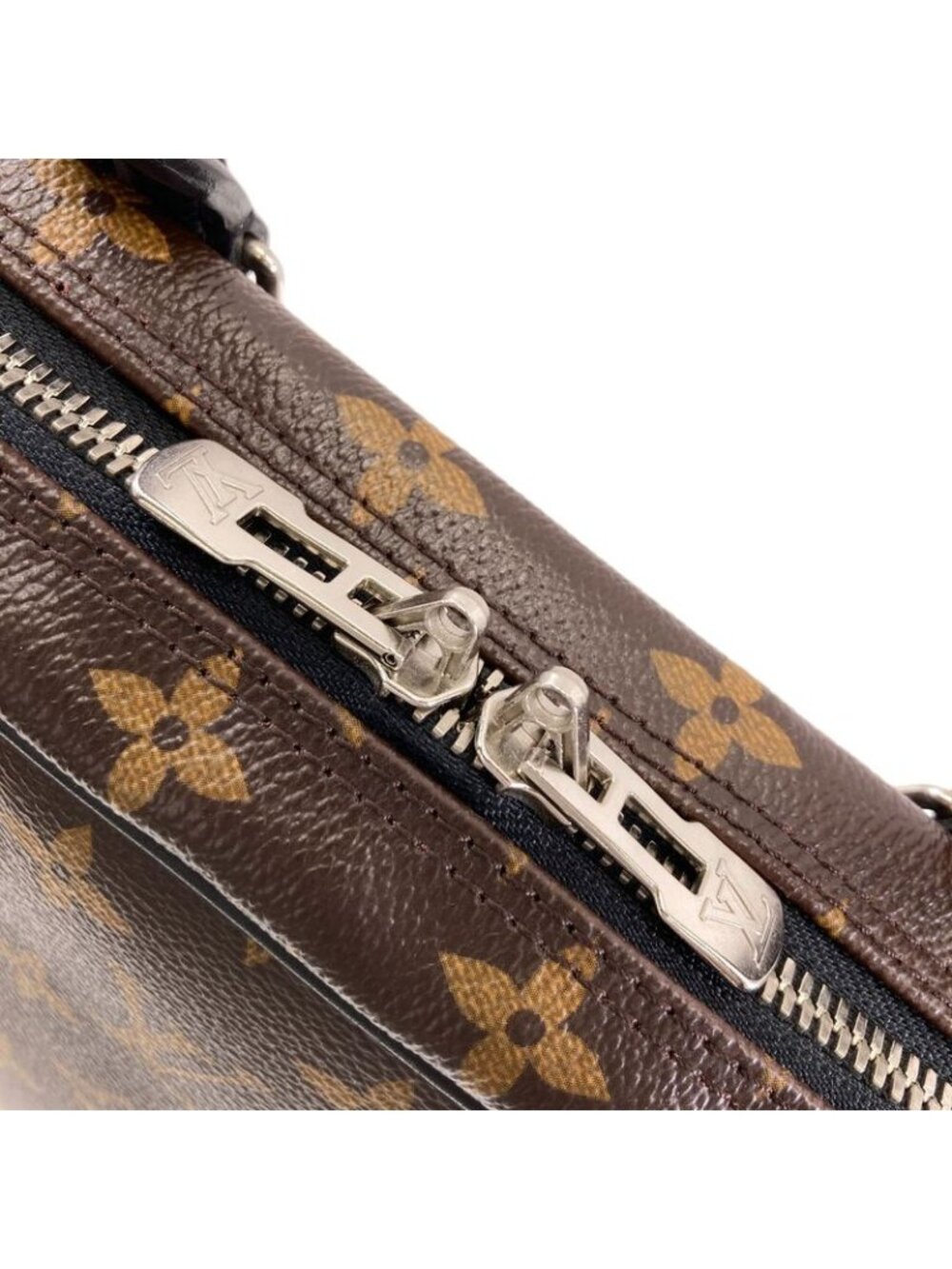 Louis Vuitton Porte Documents Voyage Business Bag Monogram Canvas - Picture 15 of 15